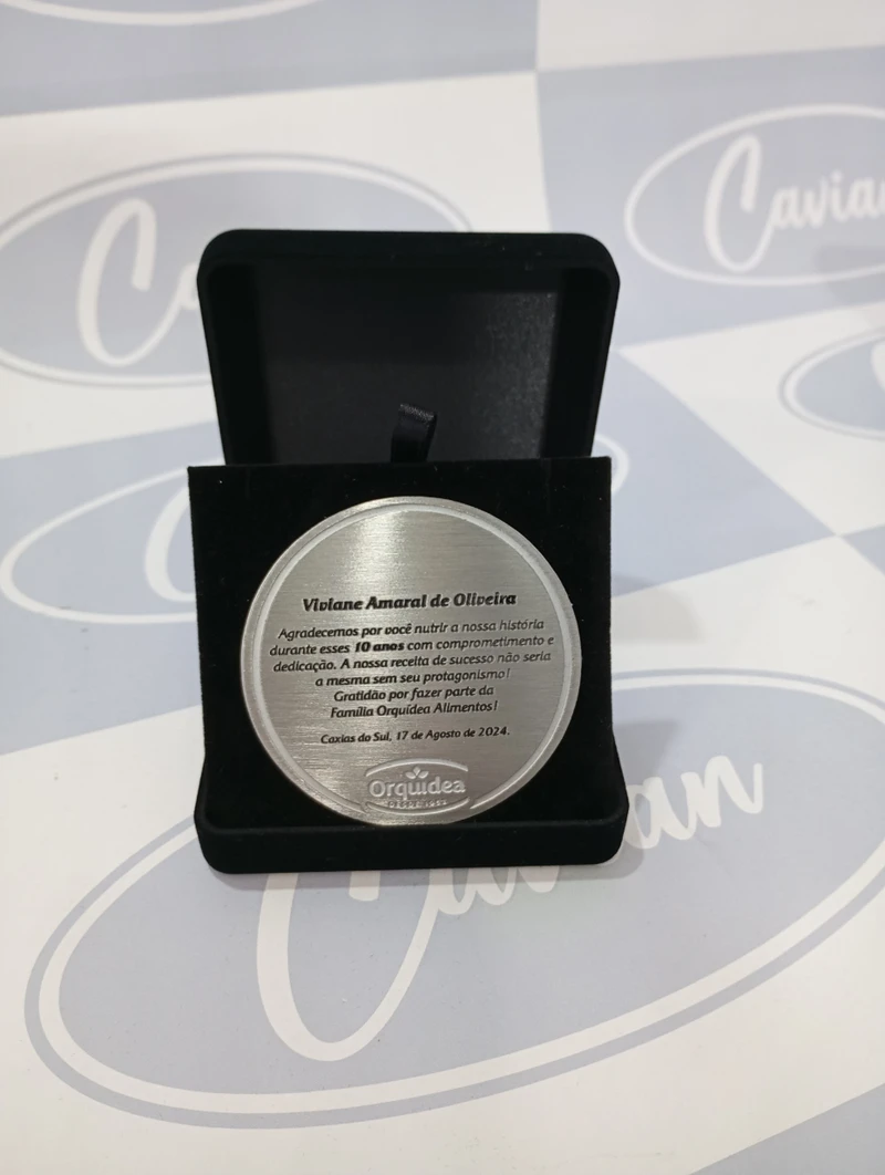 Medalha em aço personalizada
