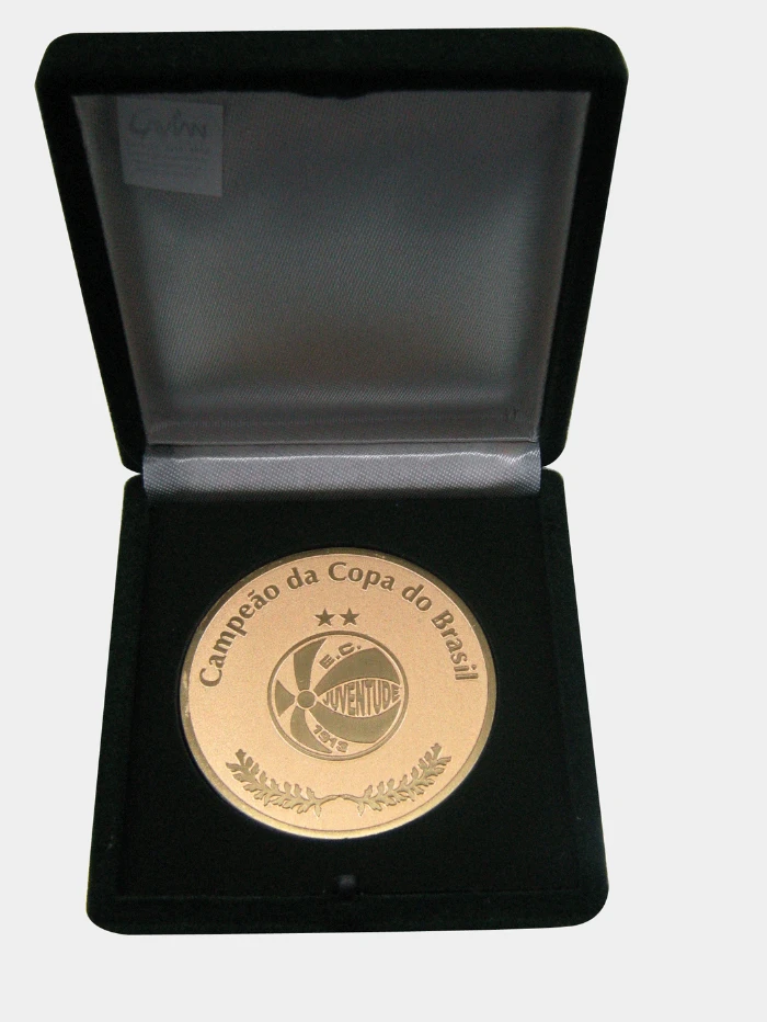 Medalha de latão